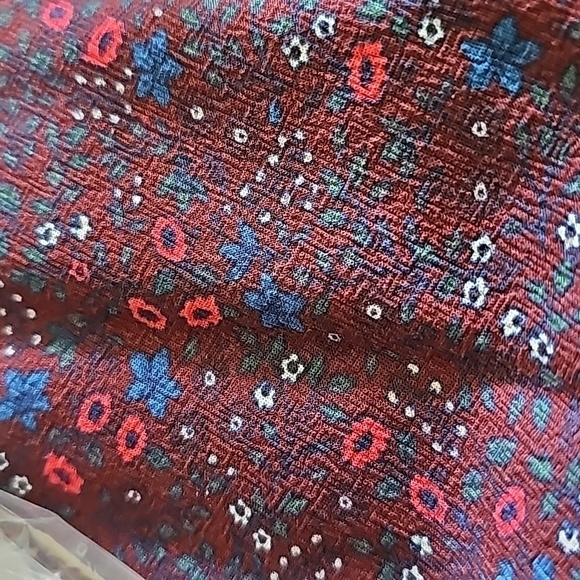 MARINE layer Kiley Pant in Cabernet Ditsy Floral - Picture 3 of 3